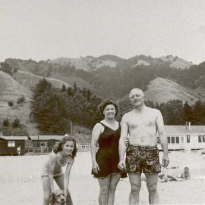 Family on Stinson Beach