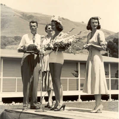 Bathing Beauty Winner and Officials