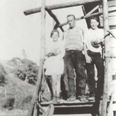 Dorothy Eggers De Maria family