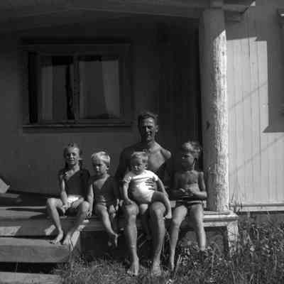 Curr Family