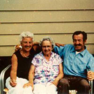 Barbara & Sarah Lawrence with Ken