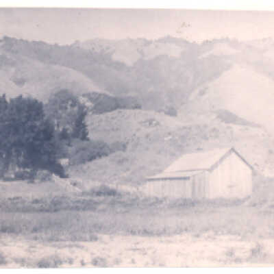 Easkoot house and barn