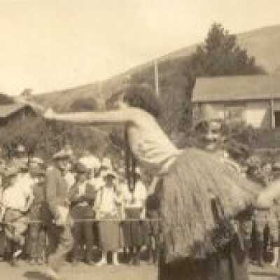 Anchorage Crowd Parade