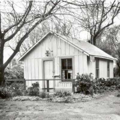 Stinson Beach Library in Park