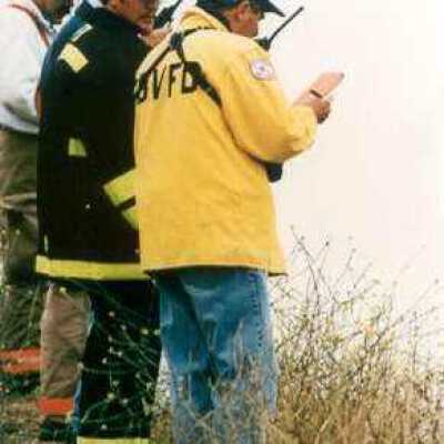 3 Firemen @ Cliff Rescue