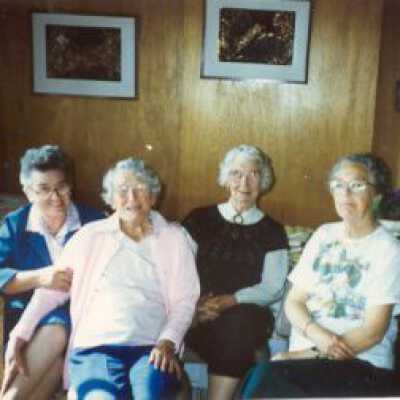 Dorothy, Louise, Mildred and Anne