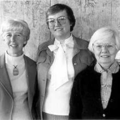 Doris Lindfors and Ethel Aldridge