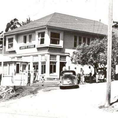 Neighborhoods-Downtown-People