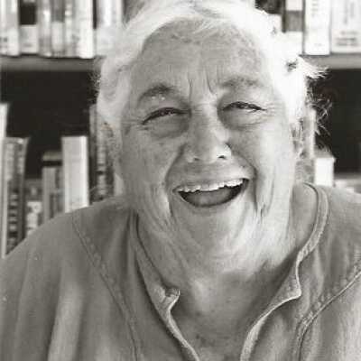Library Volunteer Nancy Sullivan