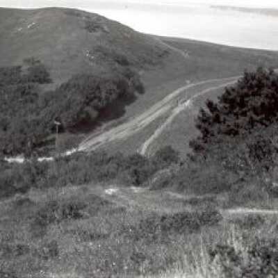 Devil's Slide-Ocean in distance