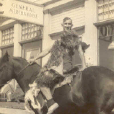 Anchorage Crowd Parade
