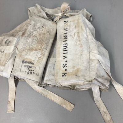 Virginia V - life vest