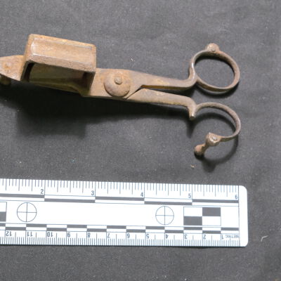 Scissors