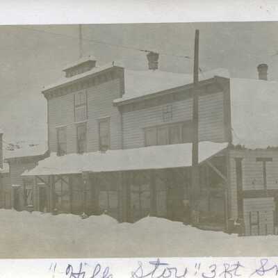 1916 Hills Store