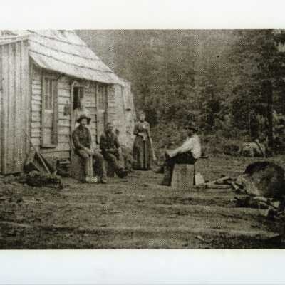 Photocopy, The Anthes cabin with unidentified family (?) members. Acc. # 2019.034.075