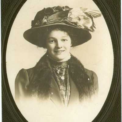 Photograph, Elva Nuttall Getchell. Acc# 2019.012.208c