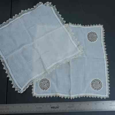 476 - handkerchiefs, linen w/ handstitched edge