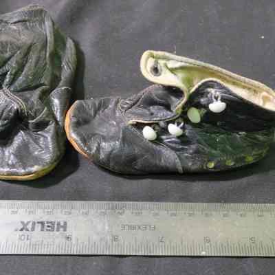Shoe