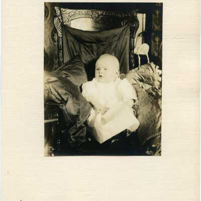 Photograph, Harrington Weedin, in 1909. Acc. # 2019.024.107