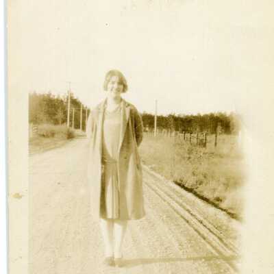 Photograph, Erma O'Neal, Coupeville, April 1929. Acc.#2019.012.221.