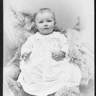 081 - Boyd and Braas Photography, 614 Front Street, Seattle