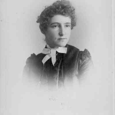 082 - McMurry Photography, Port Townsend, Wash.: "To Mamie, With love and Christmas wishes"
