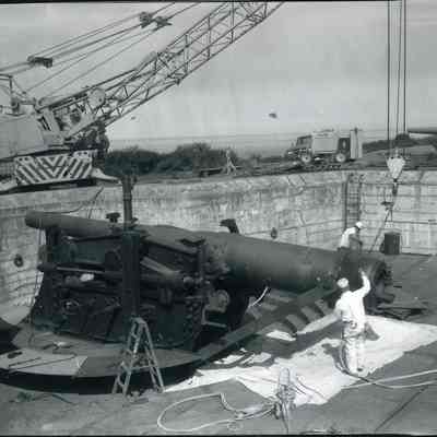 Installation 10" Gun at Fort Casey