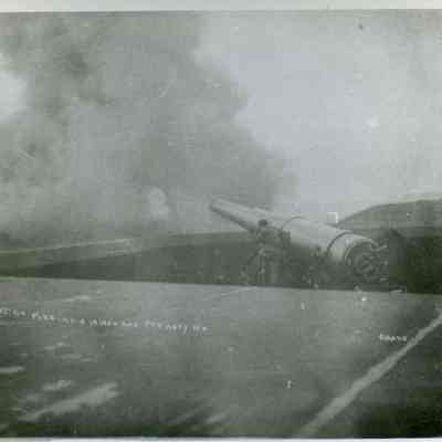 Firing a 10-inch Gun at Fort Casey
