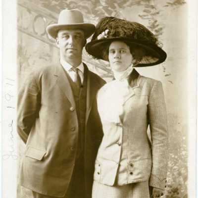 Postcard, Photograph, Athaleen & Luther Weedin, June 1911. Acc. # 2019.024.105