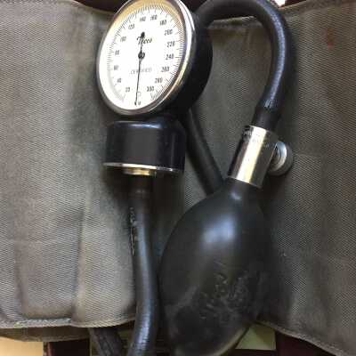 Sphygmomanometer