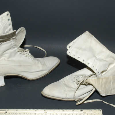 Shoe