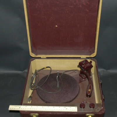 Phonograph