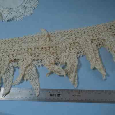 434 - lace edging - ecru, 2" wide w/ 3.5" points, 82" long: Sally Kennedy Thompson