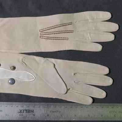Glove