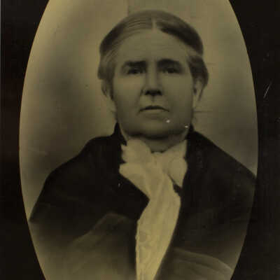 Photograph, from the Izette Collection. Unidentified woman. Acc # 2019.FIC.008