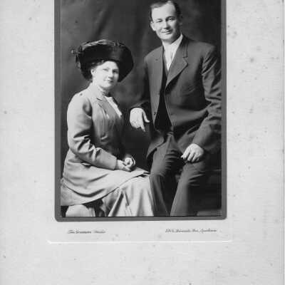 Photograph, Harry Smith and Georgia Knight Smith. Acc. # 2019.018.169