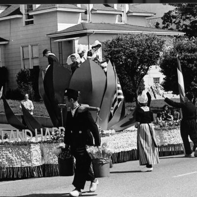 Holland Happening Parade