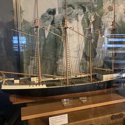 Schooner Caroline Model