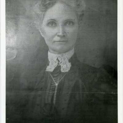 Photograph, Bessie Jane Wallace (with bio)