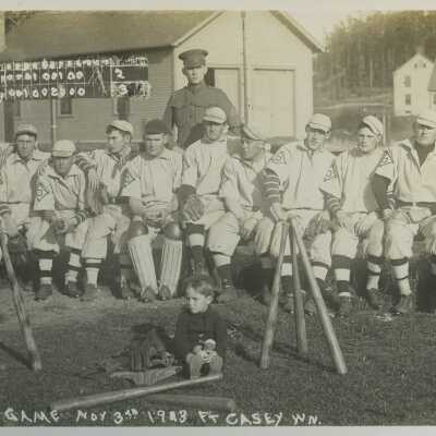 Last Game Nov 3rd, 1913 - Postcard, Photographic