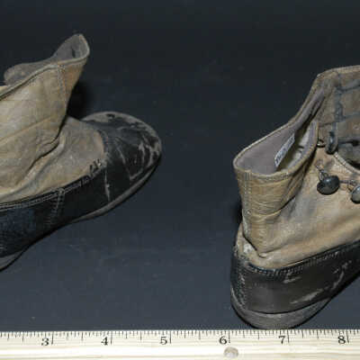 Shoe