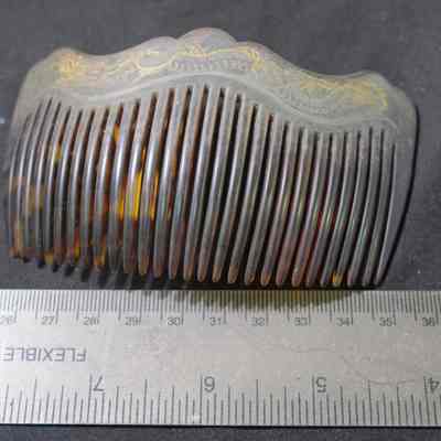 Comb
