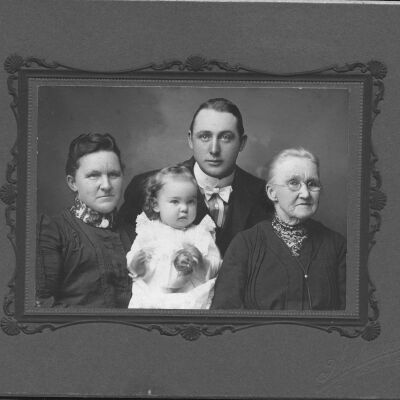 Hesselgrave Family