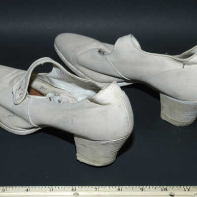 Shoe