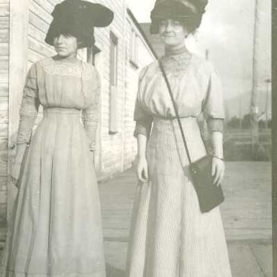 Card that reads, "RT Grace Harris"