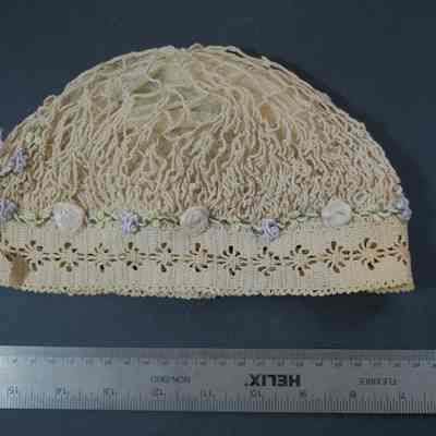 418 - dust cap - crocheted ecru, net lining, floral decor: Harrington Ward