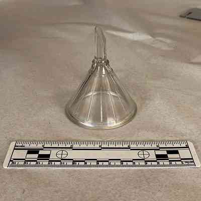 Glass Apothecary Airvent Funnel