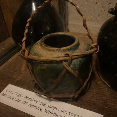 Jar, Ginger