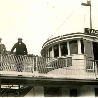 2107.027.002b - Mosquito Fleet - Uncle Ben & me: Rosario Beach - San Juan Island - June 24, 1935