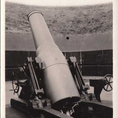 Mortar: Origsize: 3.5x5.5; Origformat: Print-Photographic